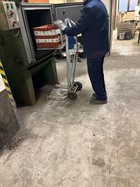 Samopodizna patent kolica